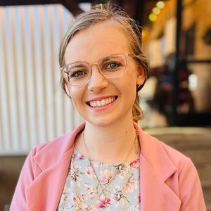 Meet your Posher, Abigayle